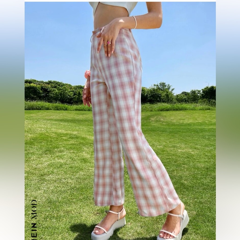 🩵5 FOR $10 SALE🩵Shein Pink and White Dress Pants